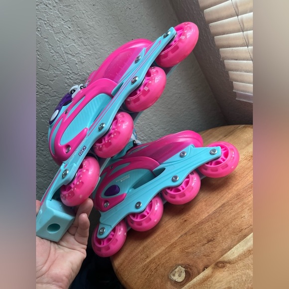 Roller Derby 2-in-1 Roller and Inline Skates NEW NO BOX - Picture 2 of 10